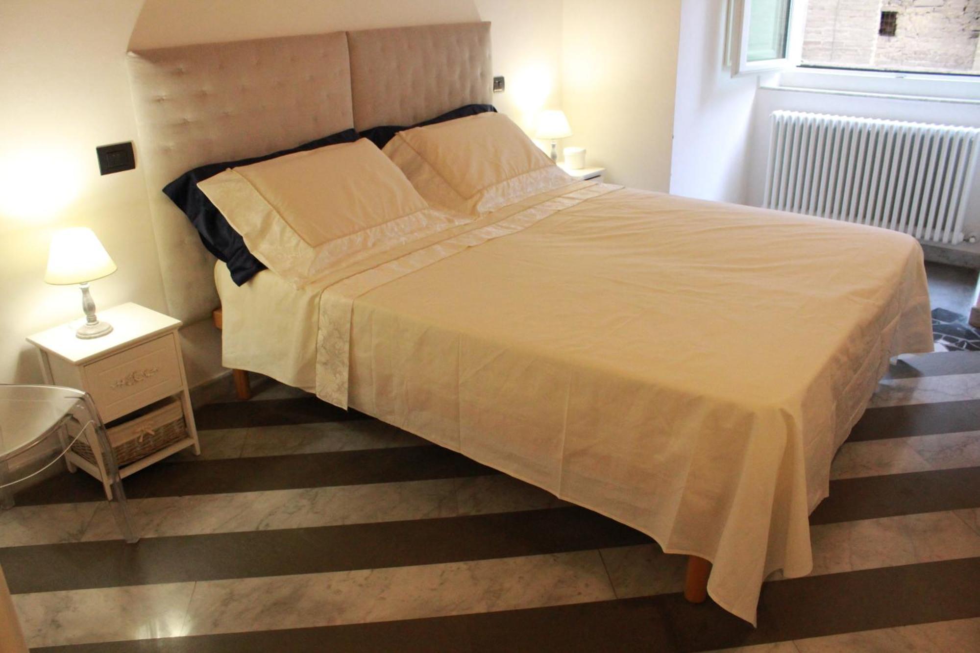Luxury Suite Apartment Angiolieri Siena Eksteriør billede